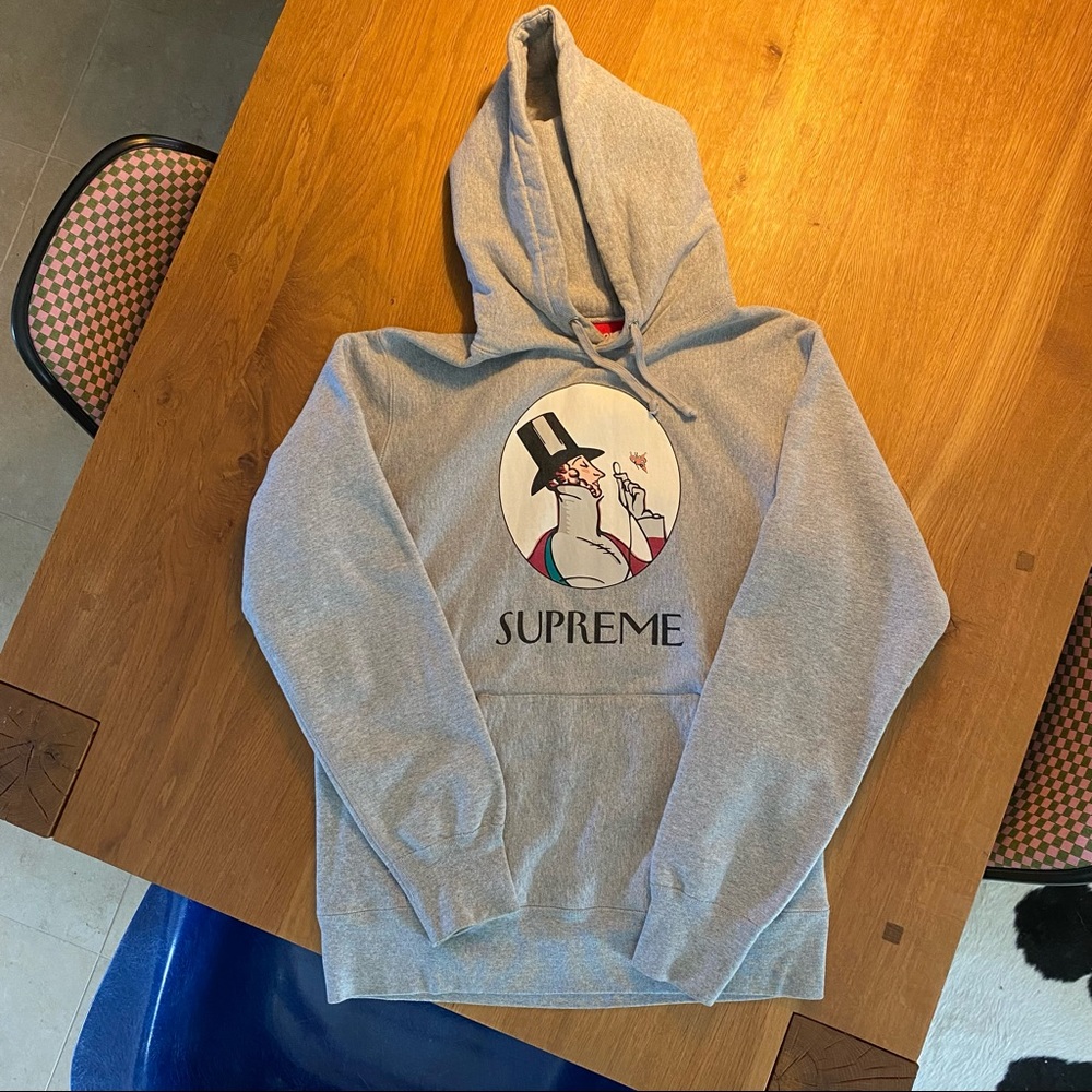 Supreme New Yorker Uptown Hoodie Sweatshirt EUC Size Medium